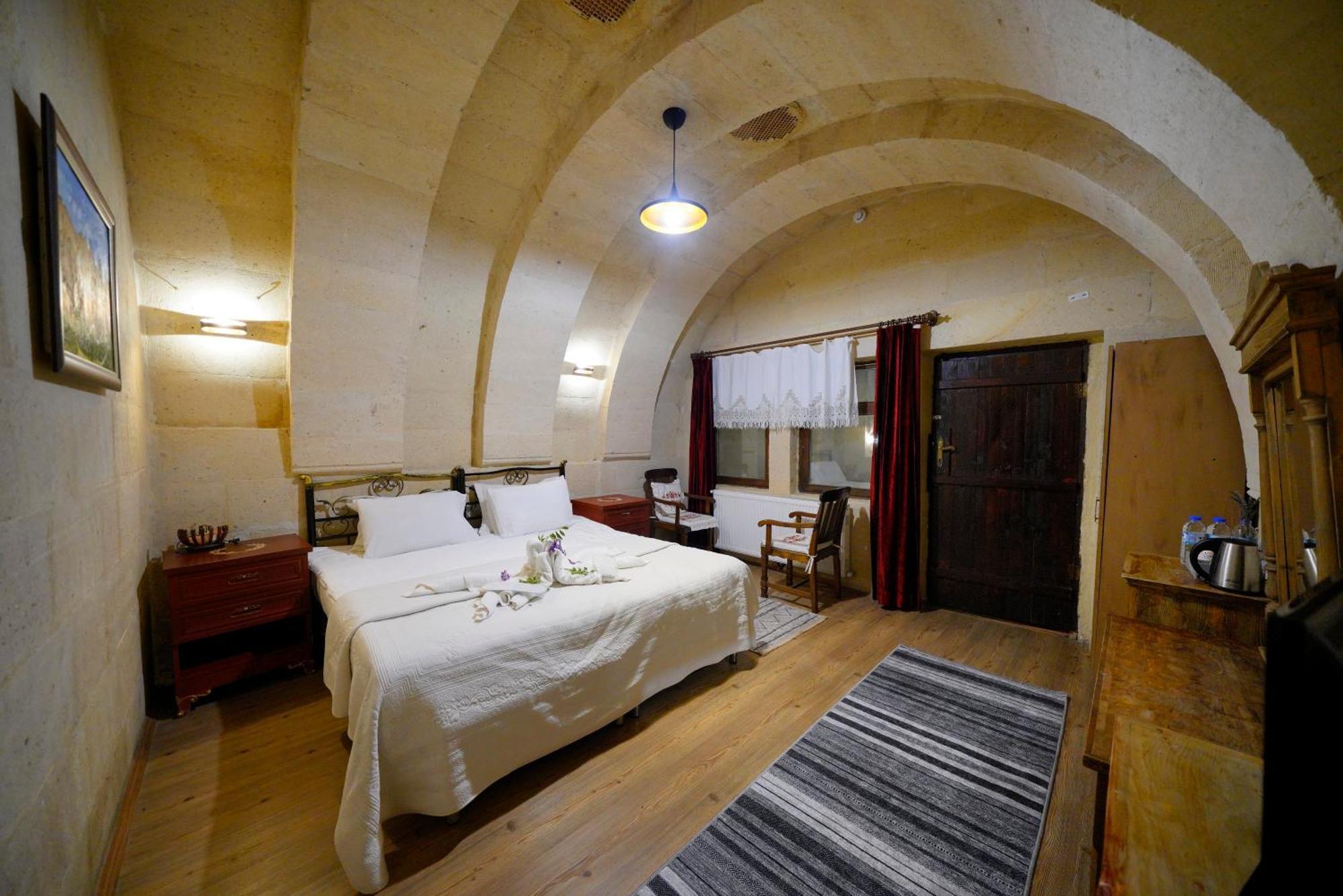 Antik Cave House Hotel Ürgüp Exterior foto