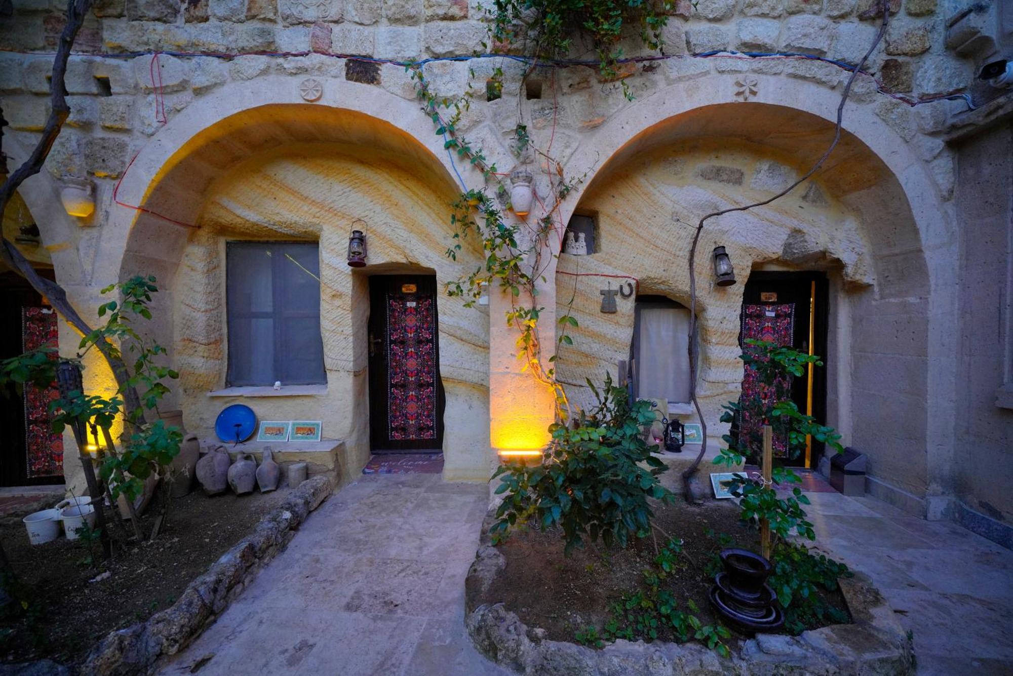 Antik Cave House Hotel Ürgüp Exterior foto